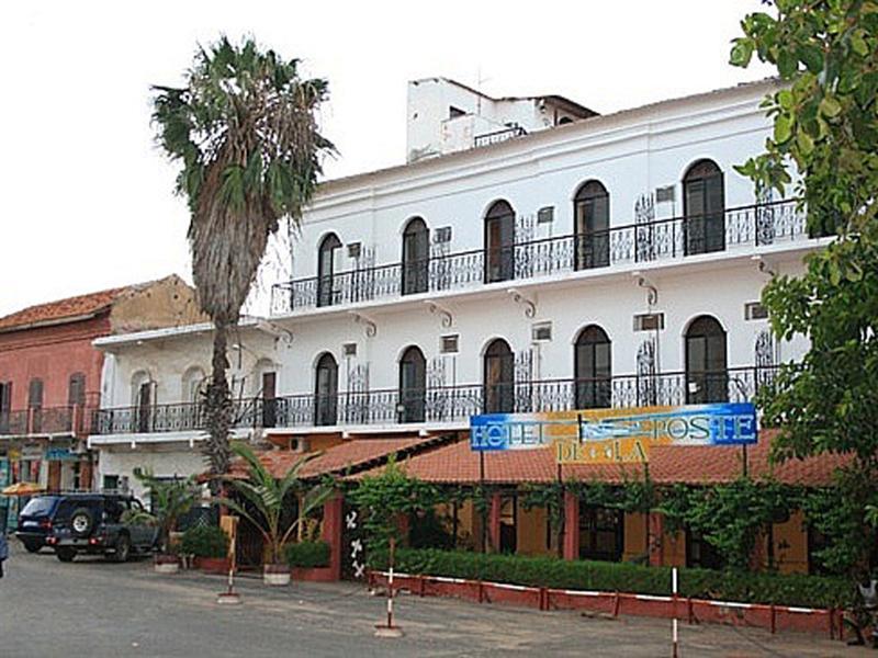 Hotel De La Poste Saint-Louis Exteriör bild